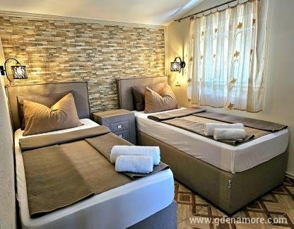Apartmani "Bevanda", , alloggi privati a Buljarica, Montenegro - image_123650291 (2)